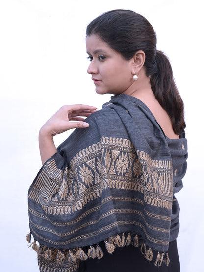 Orang- Patterned Eri Silk Stole Charcoal